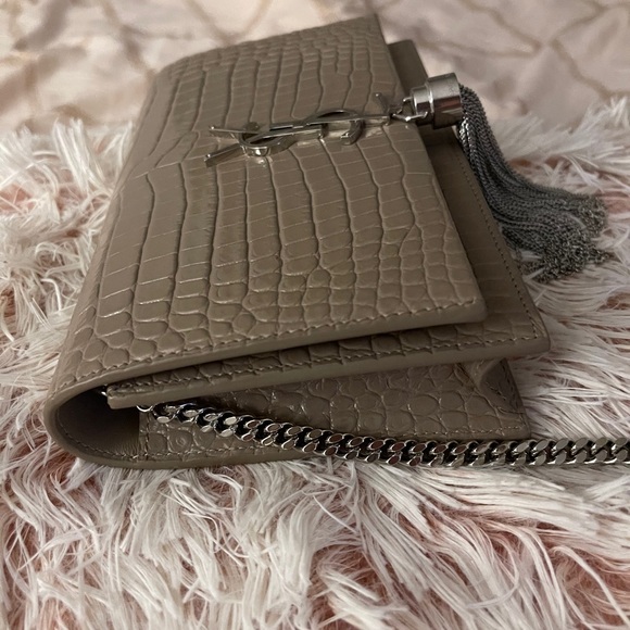 Authentic YSL Kate croc embossed crossbody bag - Picture 3 of 7